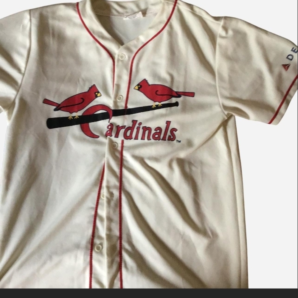 Cardinals Baseball jersey #2 size XL. Pit to Pit 23in. 23x30 Cream and Red